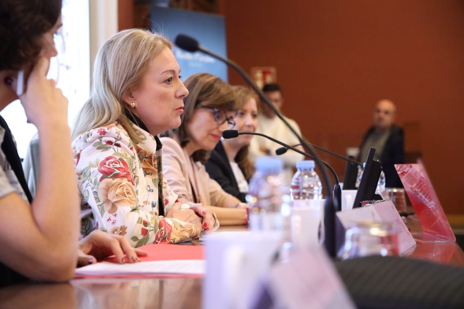 Malasmadres rueda prensa