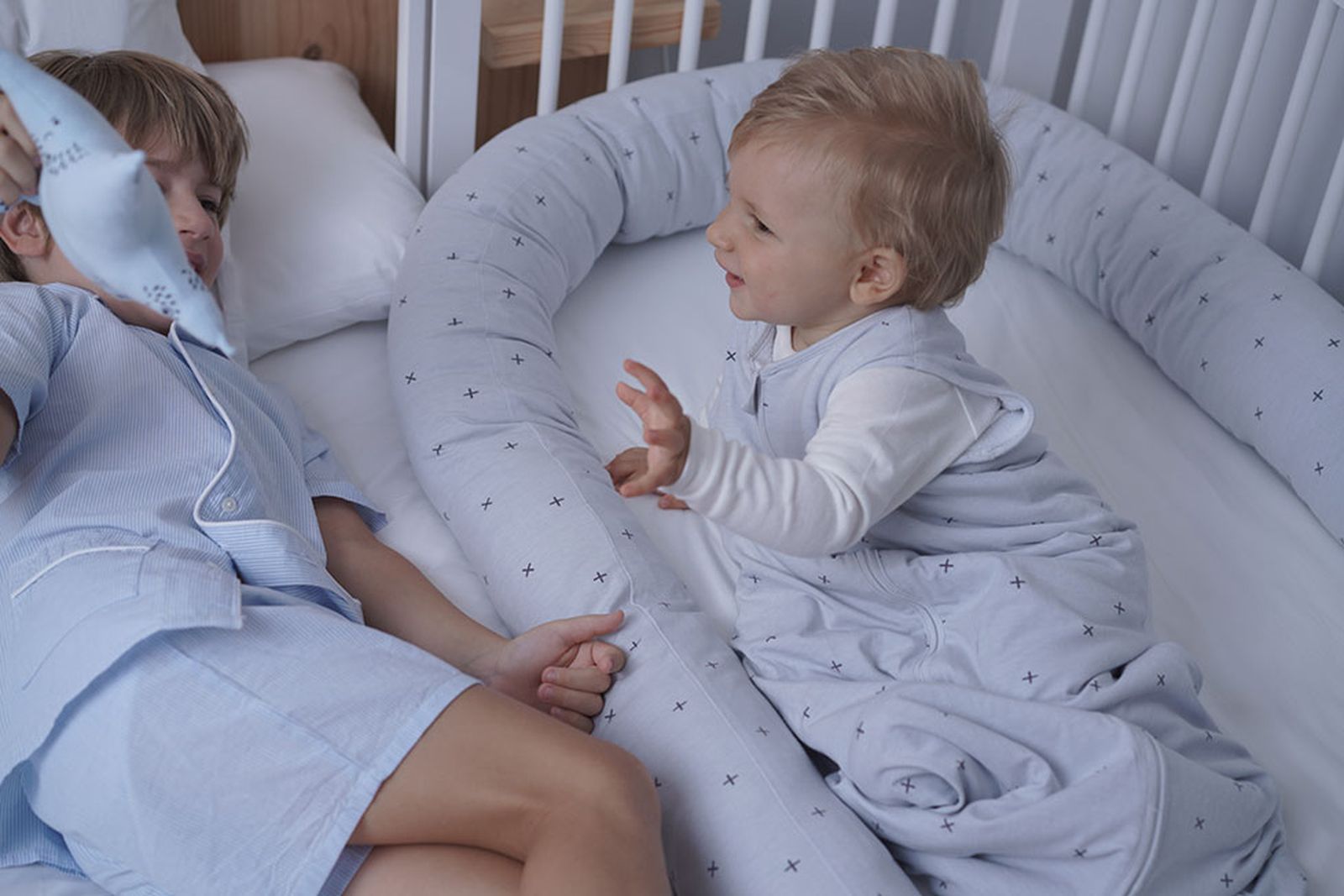 cojín protector gris Petite Marmotte