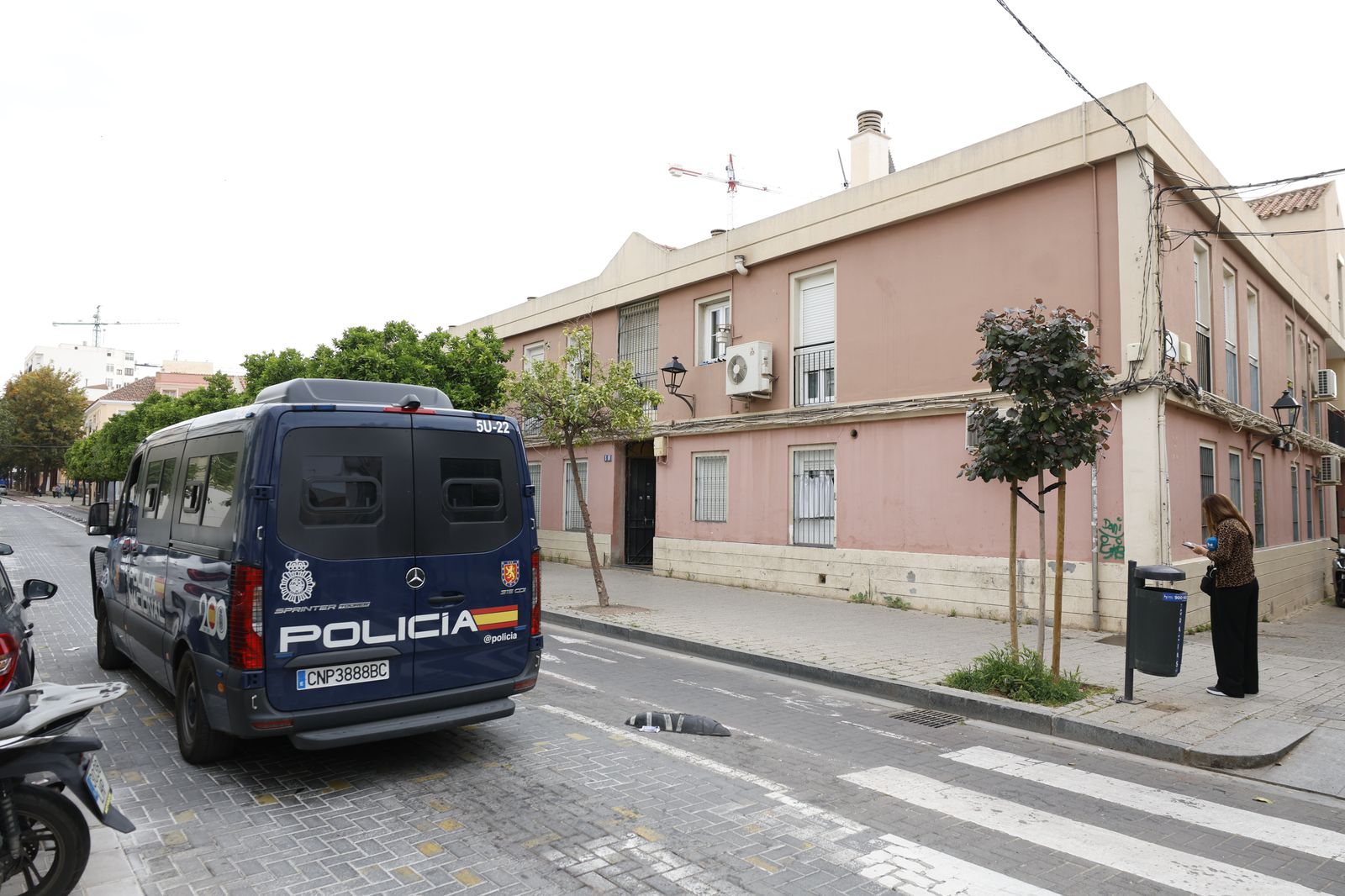 Hallan a dos personas muertas por arma de fuego en Málaga